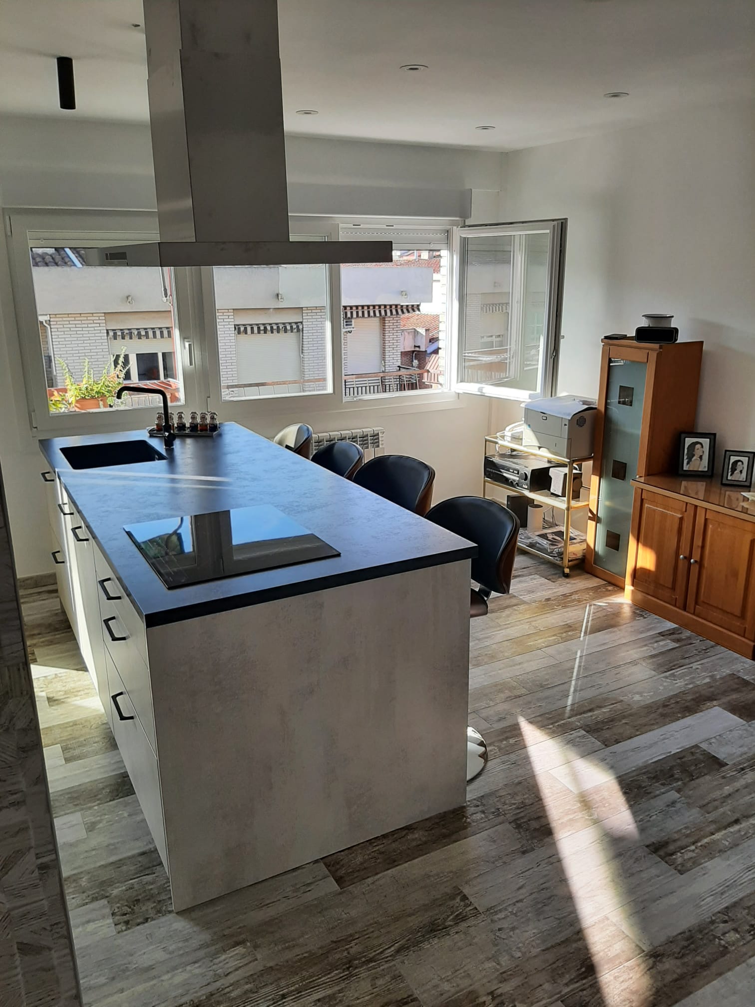 Cocina con isla-Salón